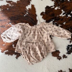 Quincy Mae Floral Kids Matching Set in Beige